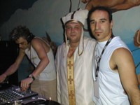DJ_Murray_With_Robes_001